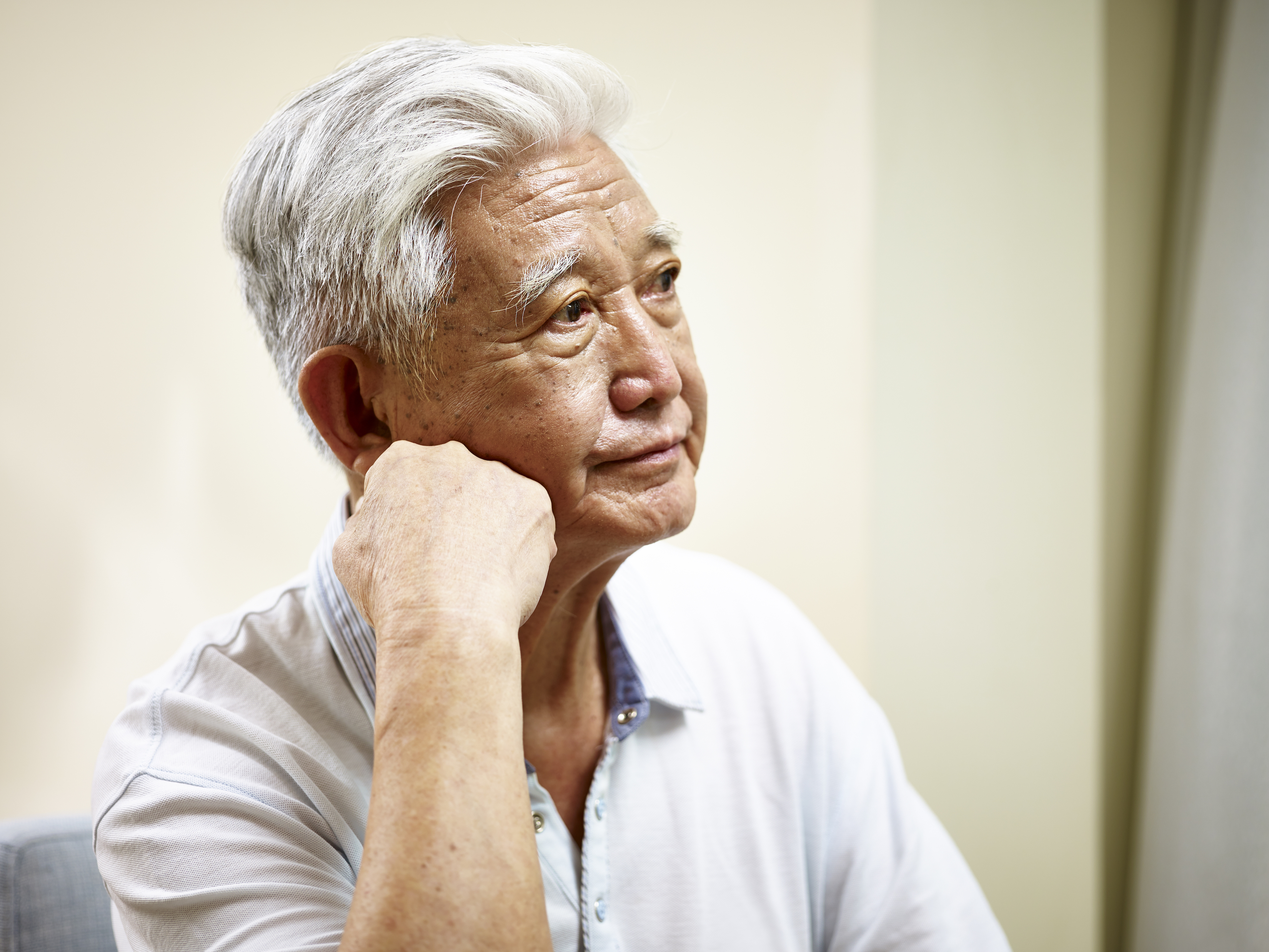 Пожилые азиаты. Пожилой Азиат. Пенсионеры азиаты. Фото Стариков азиатов. Эмоции Стариков.